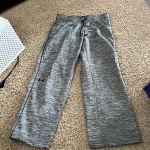 women’s Under Armour sweatpants